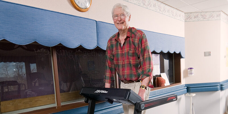 Male patient walking on treadmill during Cardiopulmonary Rehabilitation